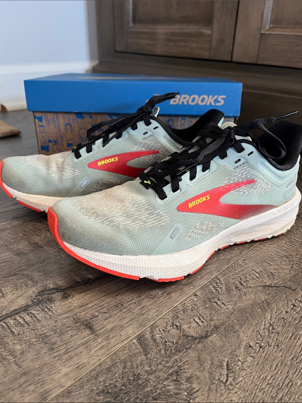 Brooks Launch 9 Running Shoes Sz. 6.5 - Picture 7 of 9